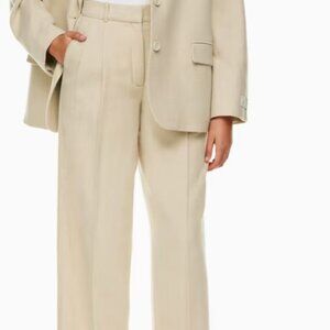 WITH TAGS - Aritzia Babaton Pleated 00 -  BONE